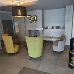 Logis De La Loire - Restaurant Les Bateliers 昂斯尼