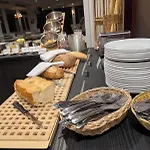 Logis De La Loire - Restaurant Les Bateliers 2* Ансени