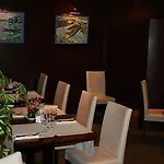 Logis De La Loire - Restaurant Les Bateliers