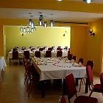 Logis De La Loire - Restaurant Les Bateliers 酒店