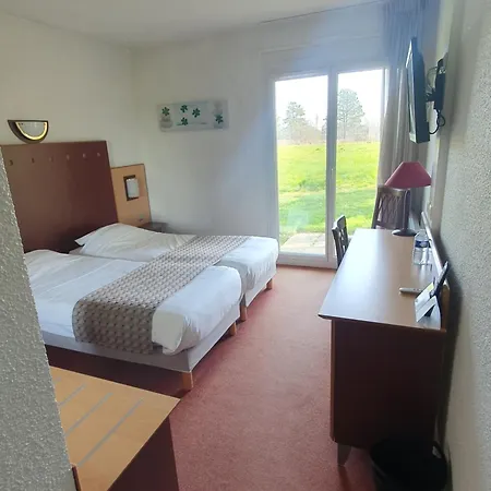 Logis De La Loire - Restaurant Les Bateliers 호텔