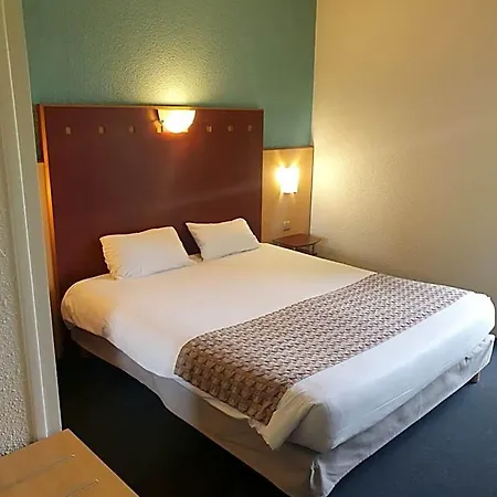 Logis De La Loire - Restaurant Les Bateliers Hotel 2*