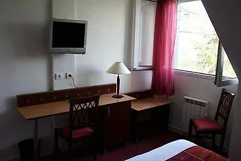 Hotel Logis De La Loire - Restaurant Les Bateliers Ancenis