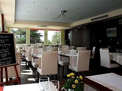 Logis De La Loire - Restaurant Les Bateliers 2* 앙세니스