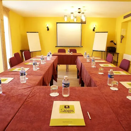Logis De La Loire - Restaurant Les Bateliers 호텔