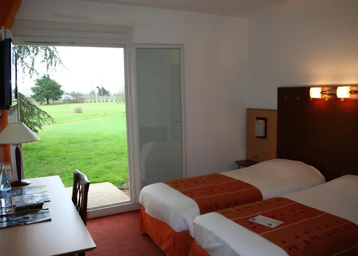 Logis De La Loire - Restaurant Les Bateliers