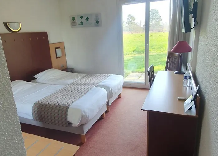 Logis De La Loire - Restaurant Les Bateliers 酒店