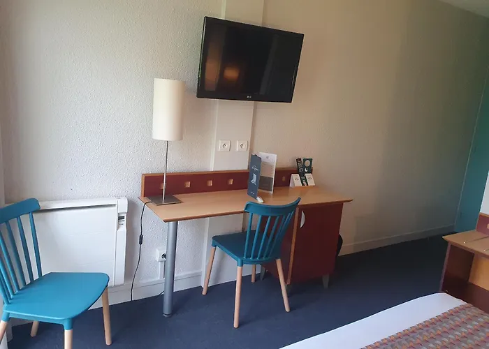 酒店 Logis De La Loire - Restaurant Les Bateliers 2*