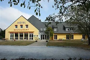 Logis De La Loire - Restaurant Les Bateliers 2*